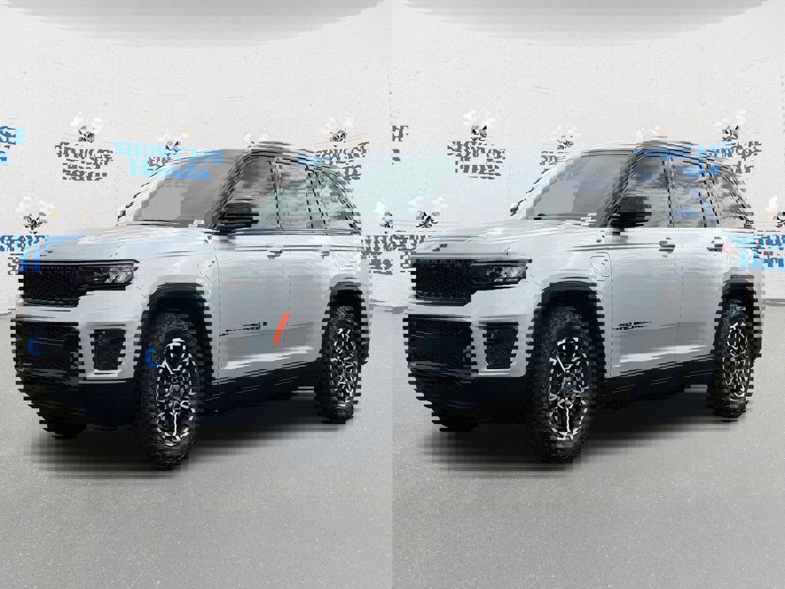 Used 2022 Jeep Grand Cherokee Trailhawk w/ Advanced Protech Group II image 2