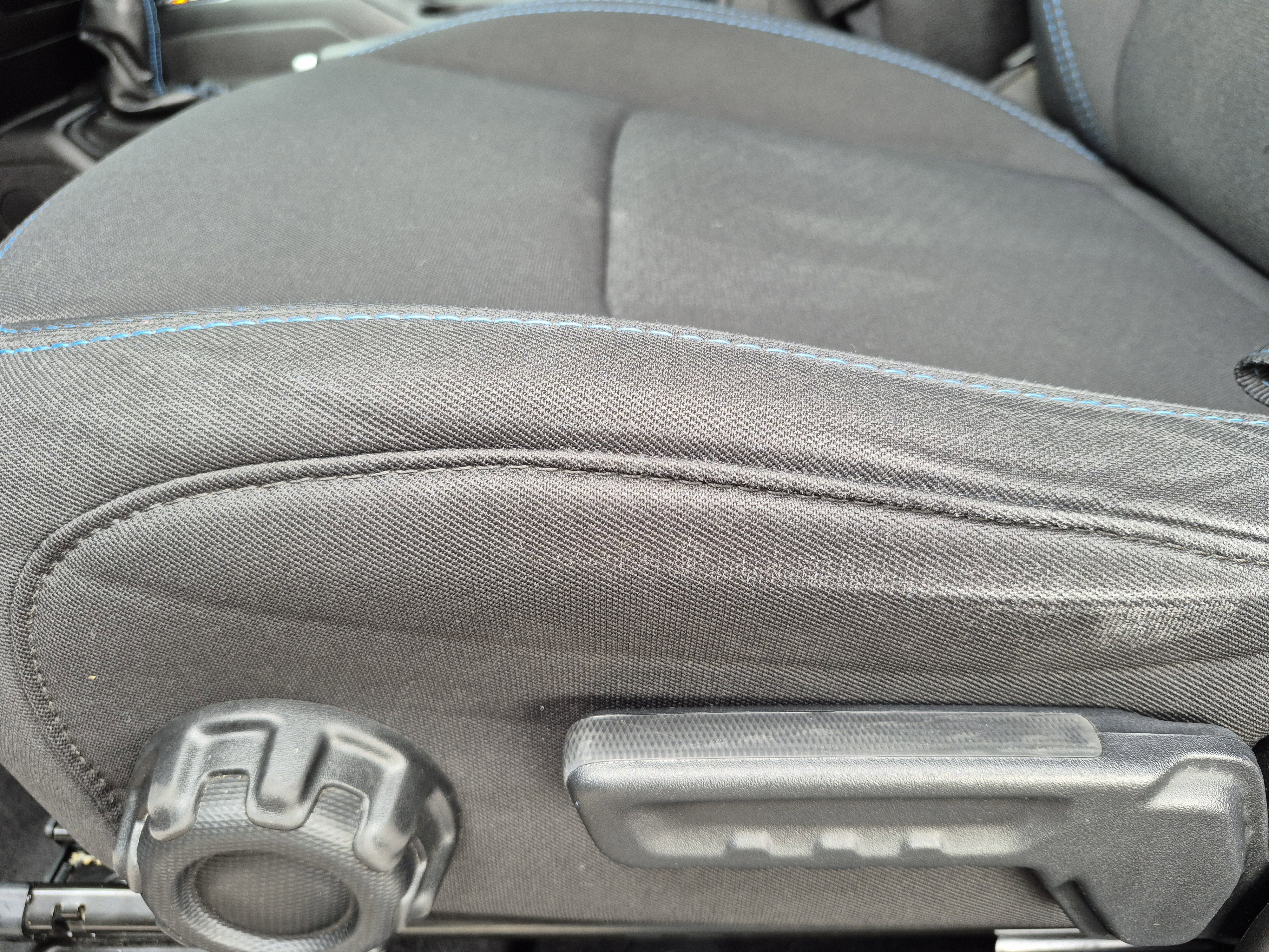 Used 2023 Jeep Wrangler Unlimited Rubicon 4xe image 26