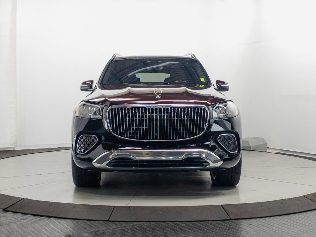 Used 2024 Mercedes-Benz Maybach GLS 600 4MATIC image 2