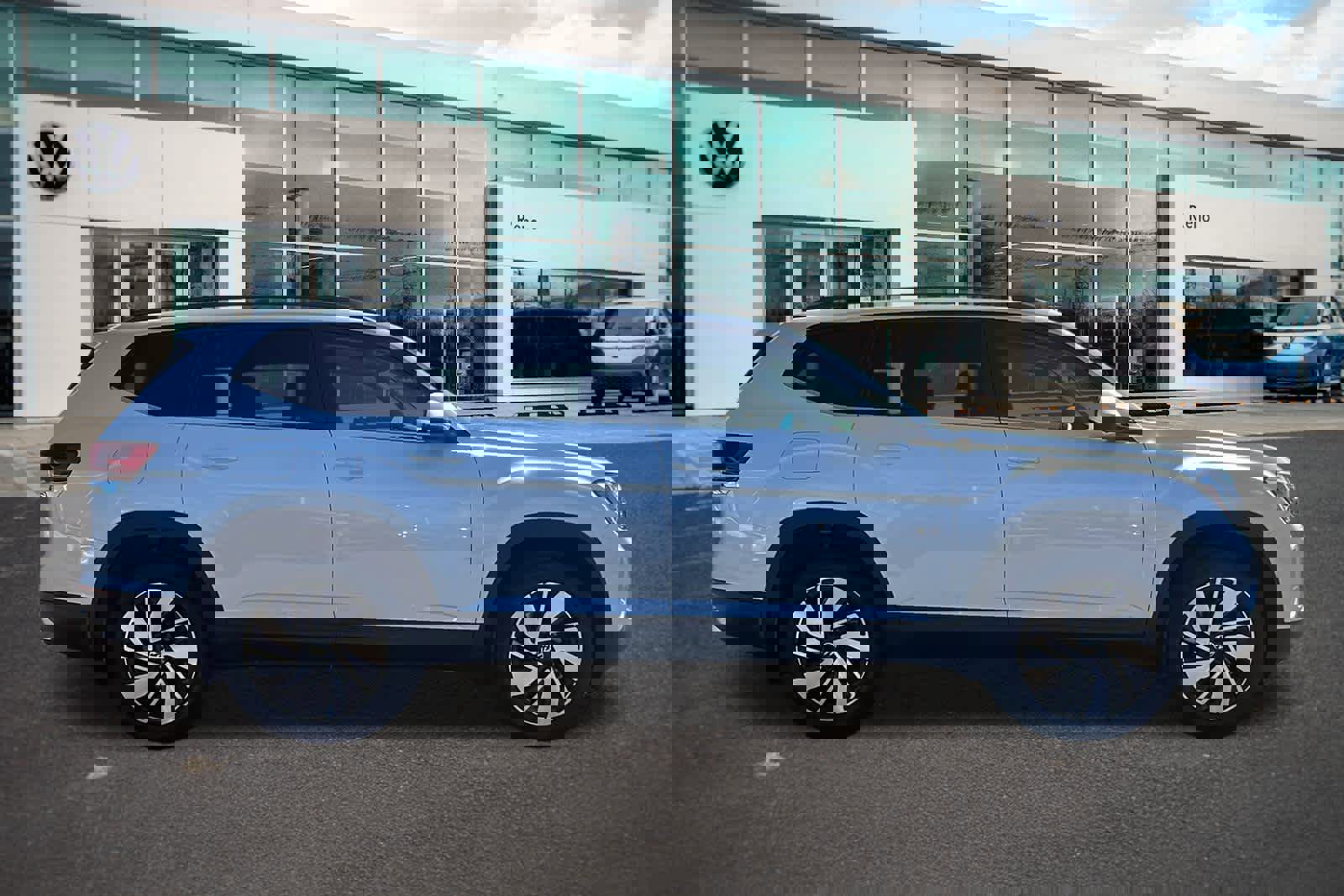 New 2026 Volkswagen Atlas SE image 4