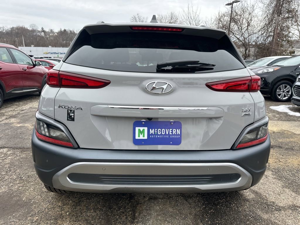 Used 2023 Hyundai Kona Limited image 4
