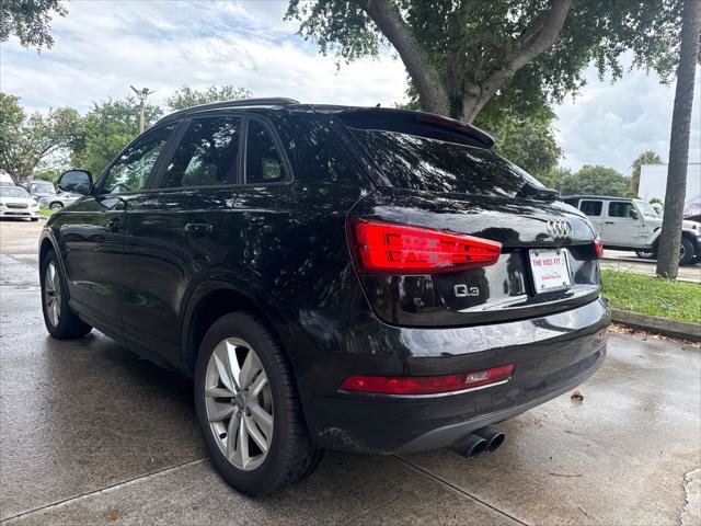 Used 2017 Audi Q3 2.0T Premium FWD image 9