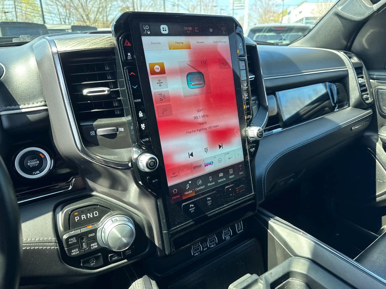 Used 2025 RAM 1500 Limited AWD/4WD image 23