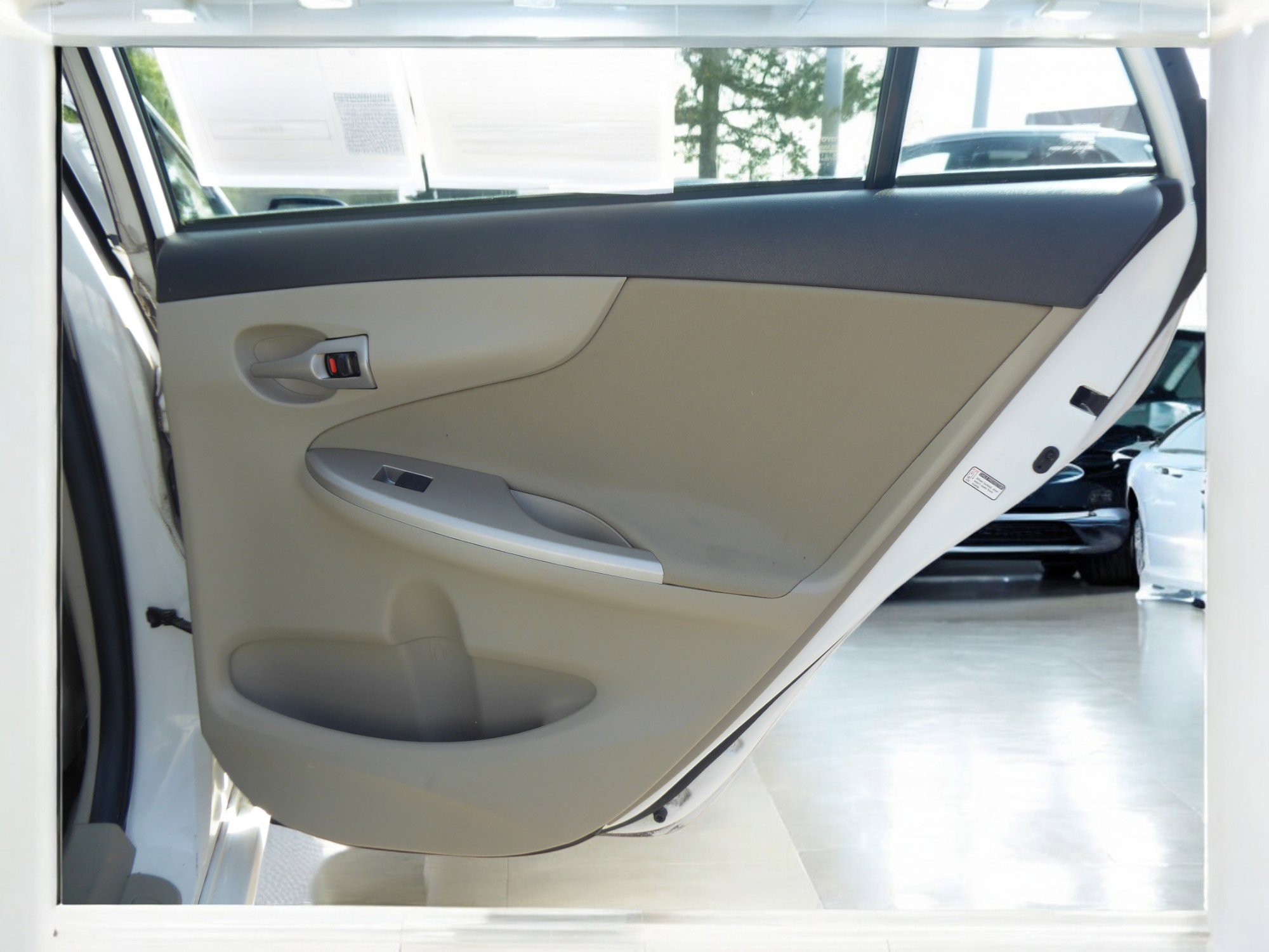 Used 2011 Toyota Corolla LE image 20