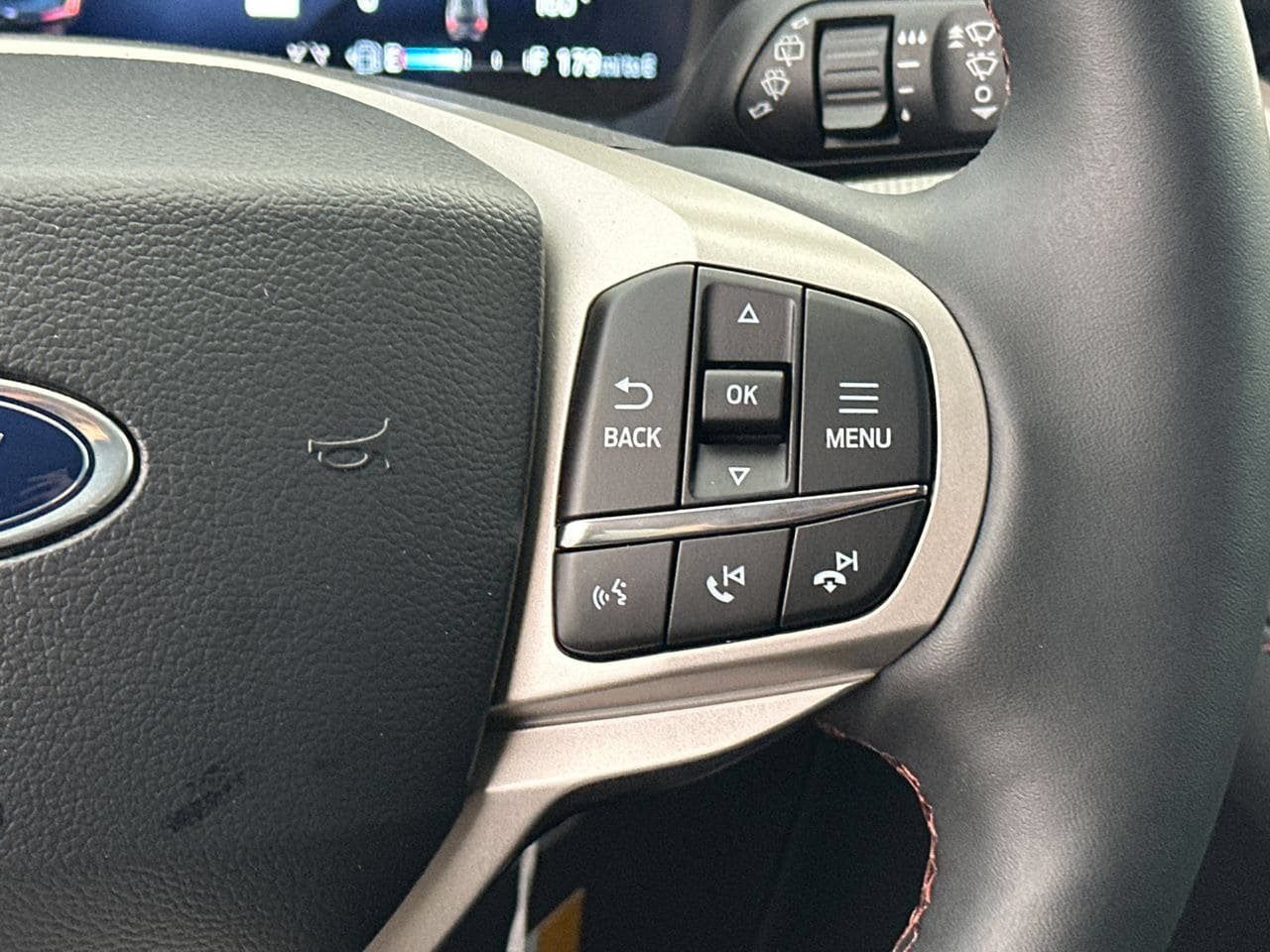 New 2026 Ford Explorer Active w/ Active Comfort Package RWD image 26