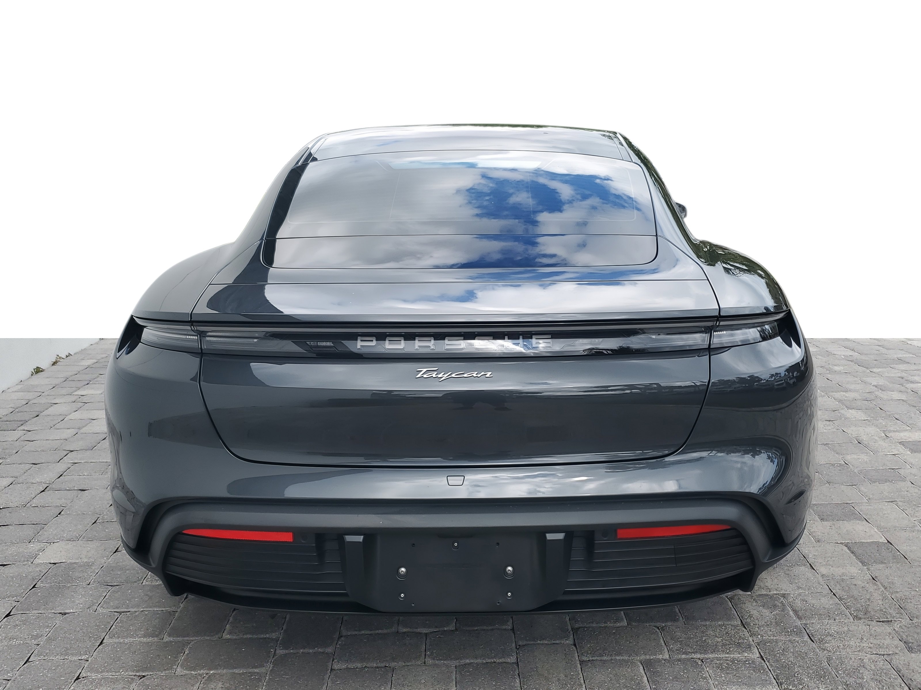 Used 2025 Porsche Taycan image 5