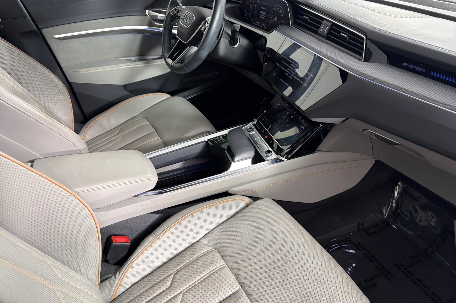 Used 2024 Audi Q8 e-tron Prestige AWD/4WD image 15