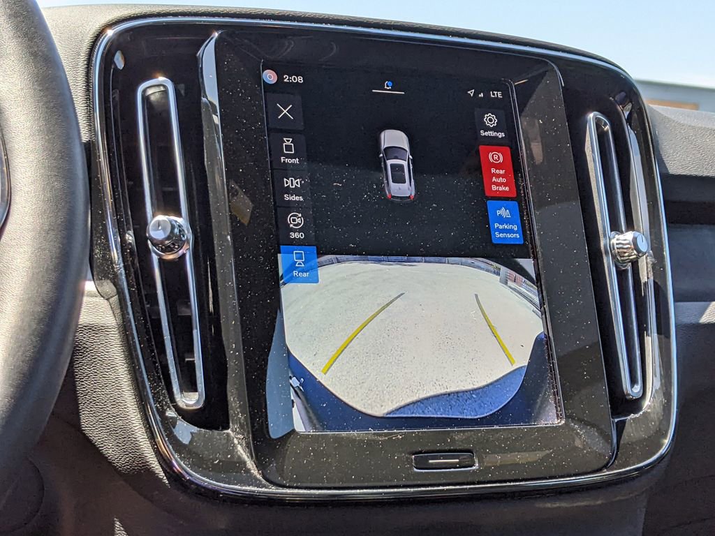 Certified 2023 Volvo XC40 Recharge Ultimate AWD/4WD image 18