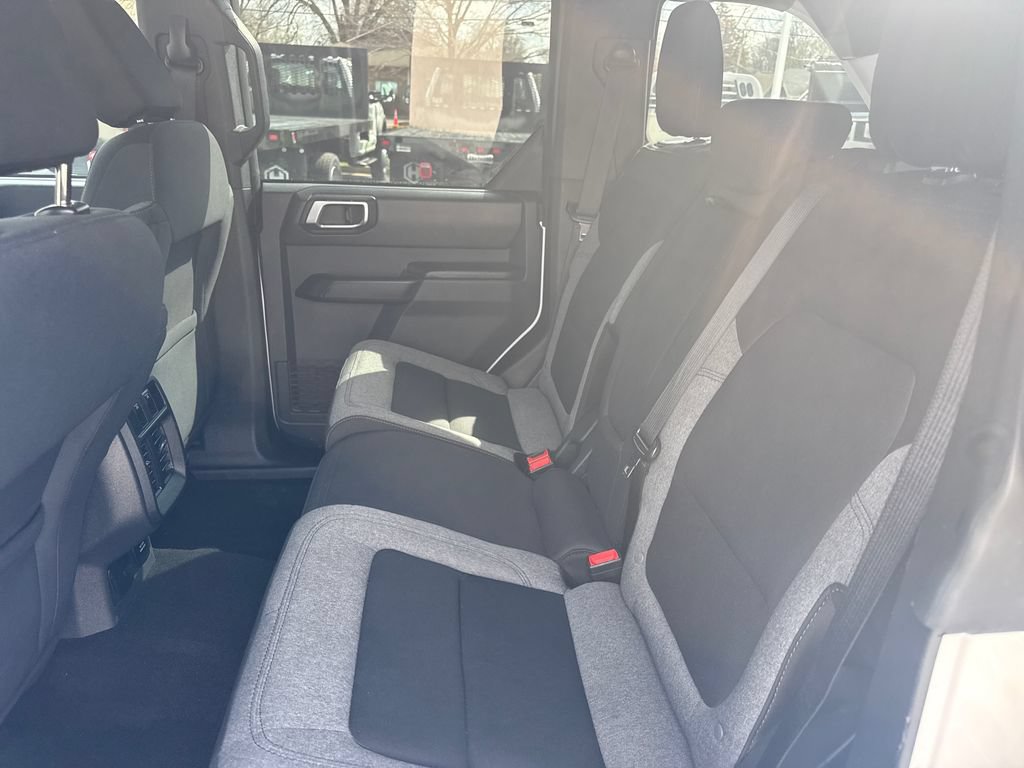 Used 2025 Ford Bronco Big Bend AWD/4WD image 16
