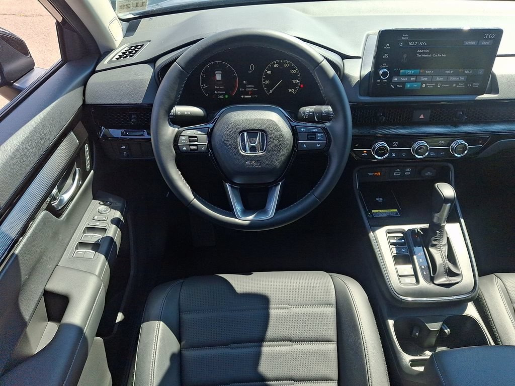 Used 2025 Honda CR-V EX-L image 11