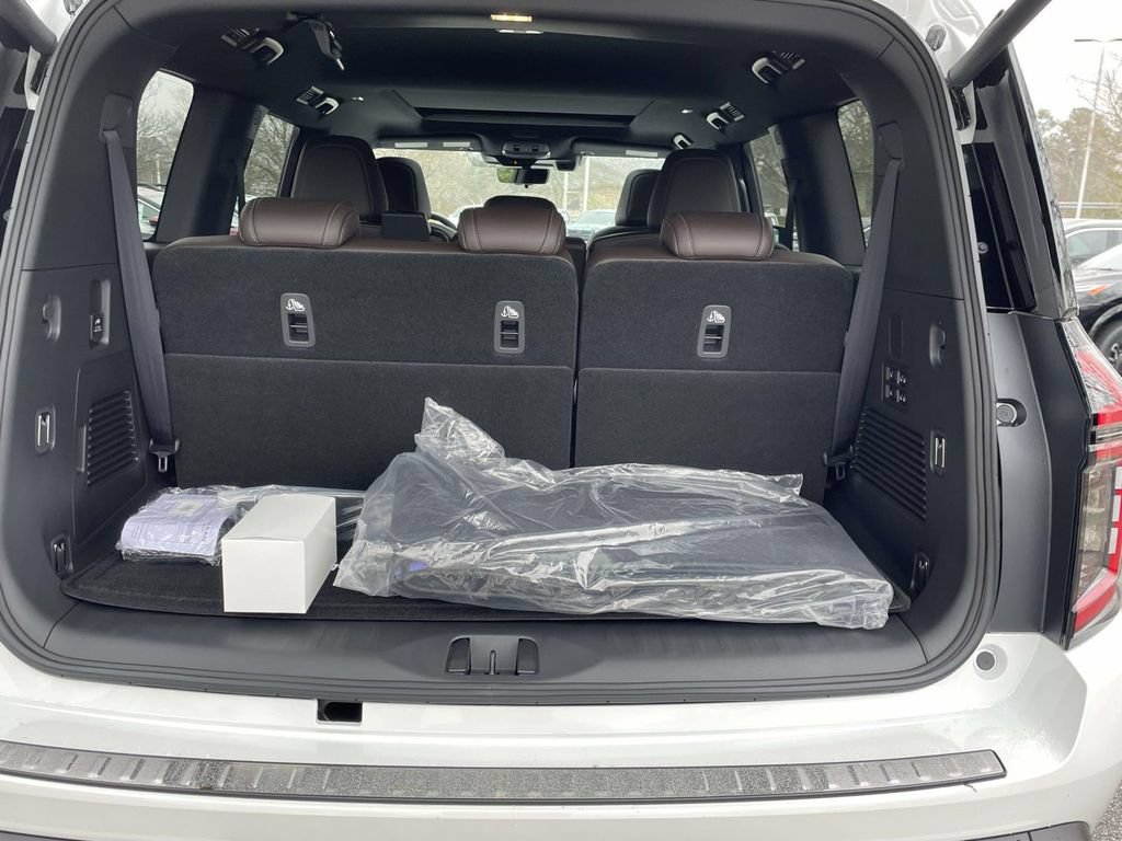 New 2026 Nissan Armada Platinum AWD/4WD image 8