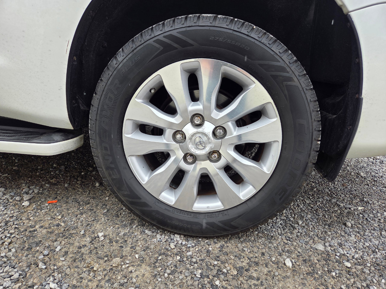 Used 2012 Toyota Sequoia Platinum image 32