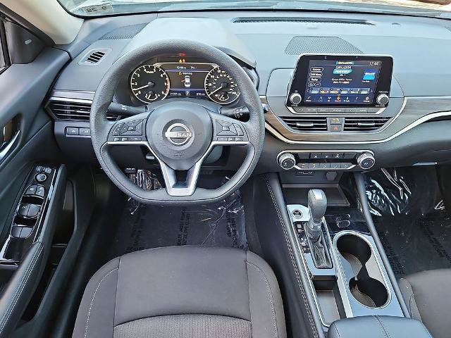 Certified 2023 Nissan Altima 2.5 SV FWD image 12