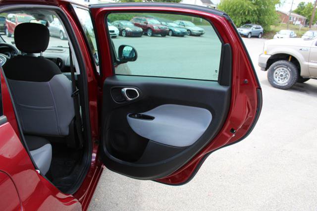 Used 2014 FIAT 500L Easy FWD image 16
