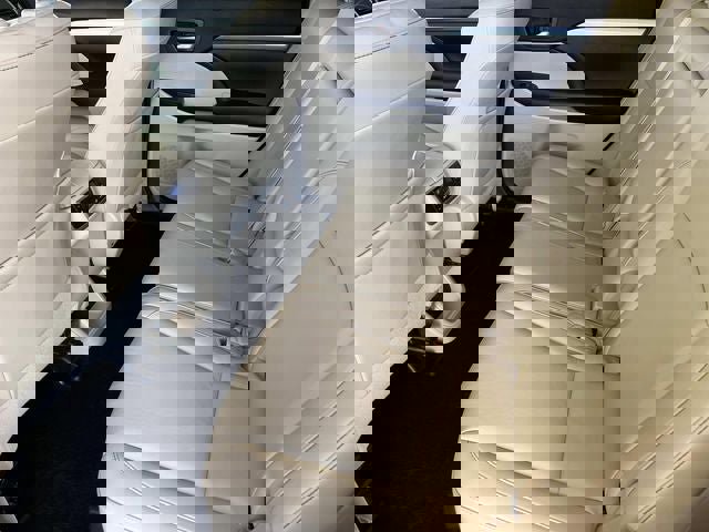 Used 2019 Toyota Highlander XLE image 19