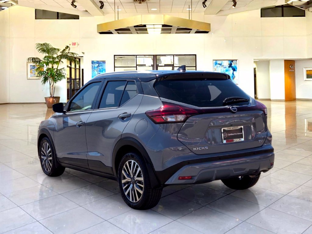 Used 2023 Nissan Kicks SV FWD image 7