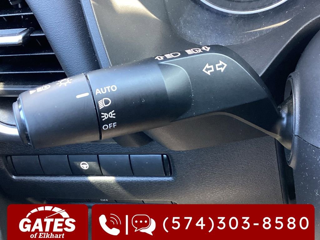 Used 2024 Nissan Rogue SV image 24