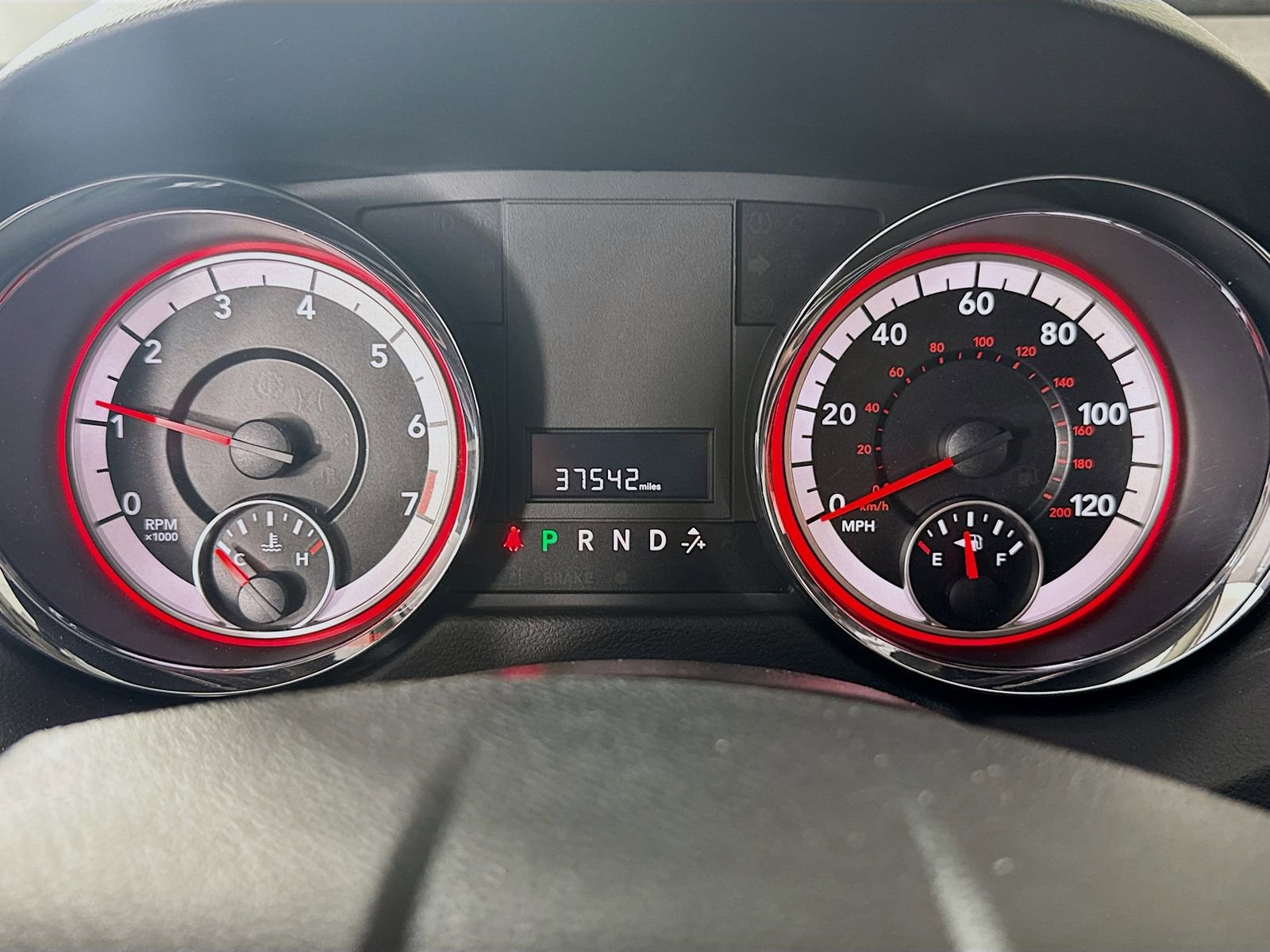 Used 2018 Dodge Grand Caravan SE w/ UConnect Hands-Free Group image 14