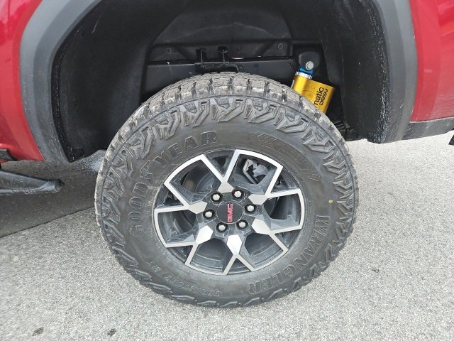 New 2026 GMC Canyon AT4X image 10