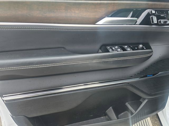 Used 2023 Jeep Grand Wagoneer 4WD image 22