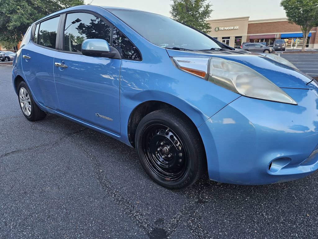 Used 2013 Nissan Leaf S w/ Charger Pkg FWD image 9