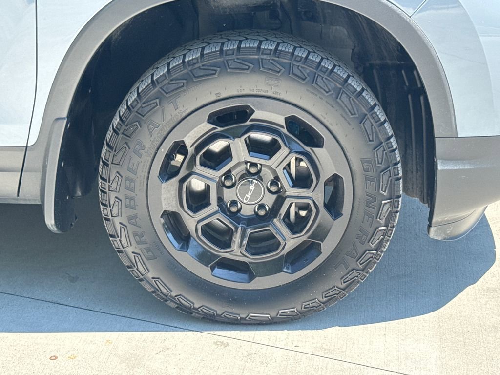 Certified 2025 Honda Ridgeline Sport+ image 11