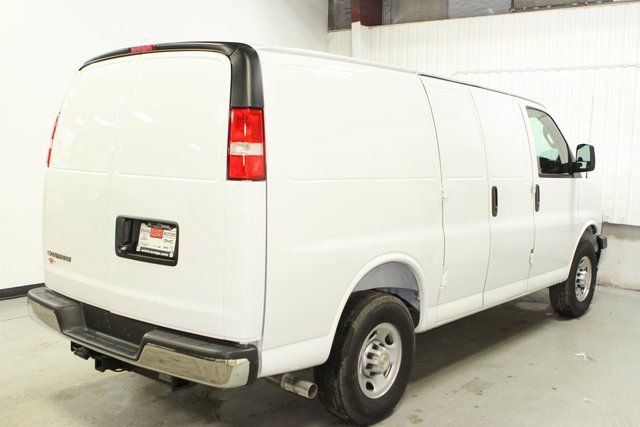 New 2025 Chevrolet Express 2500 w/ Driver Convenience Package image 33