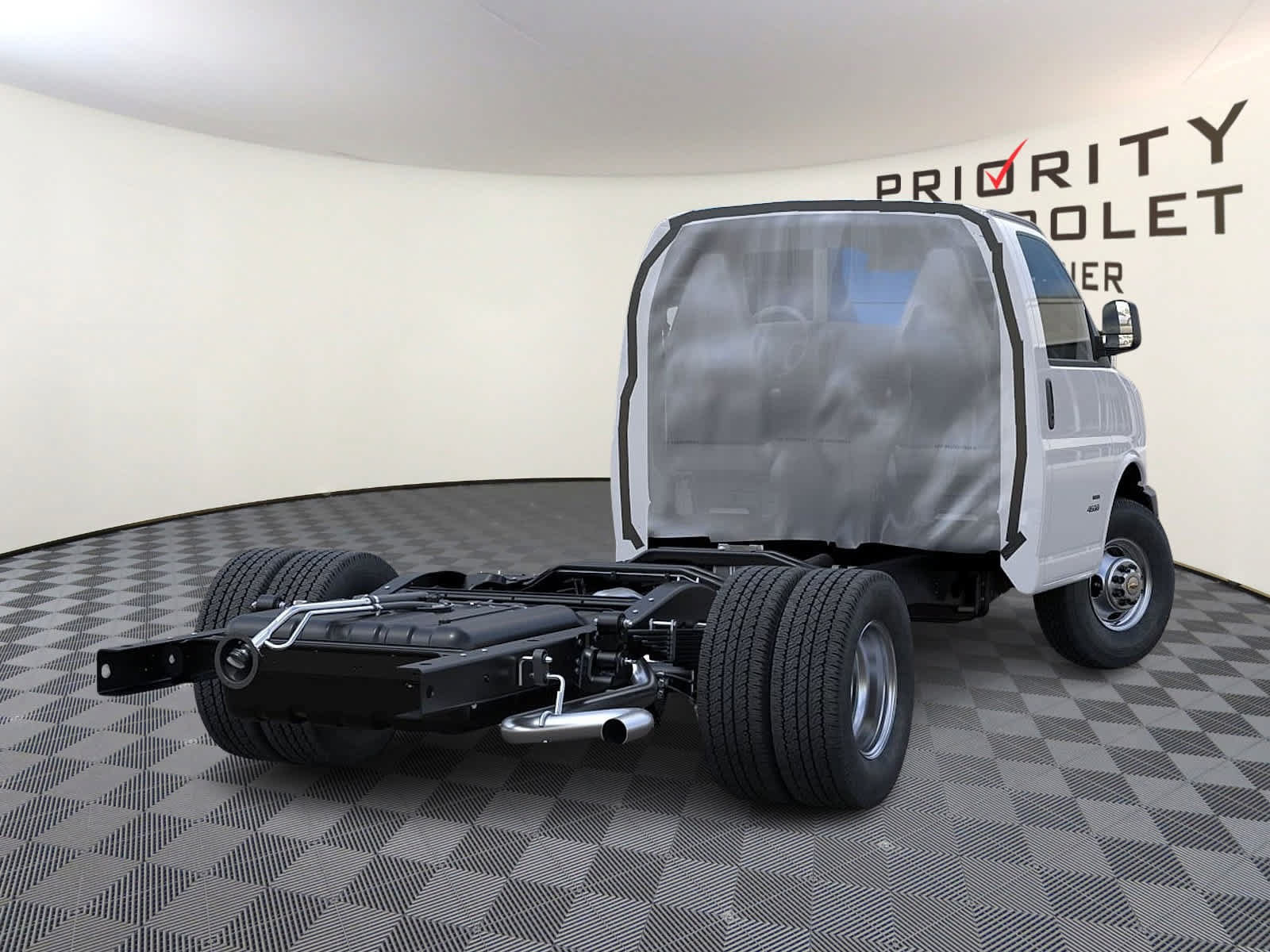 New 2025 Chevrolet Express 4500 w/ Power Convenience Package RWD image 4