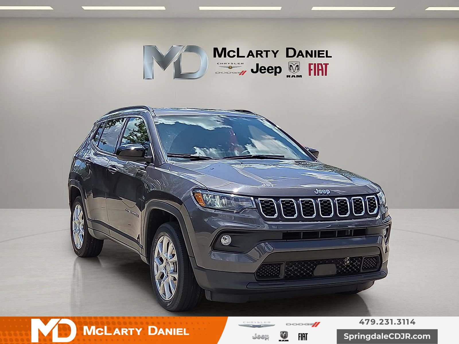 Used 2024 Jeep Compass Latitude AWD/4WD video 1