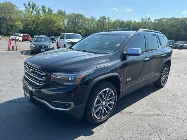 Used 2017 GMC Acadia SLT AWD/4WD image 3