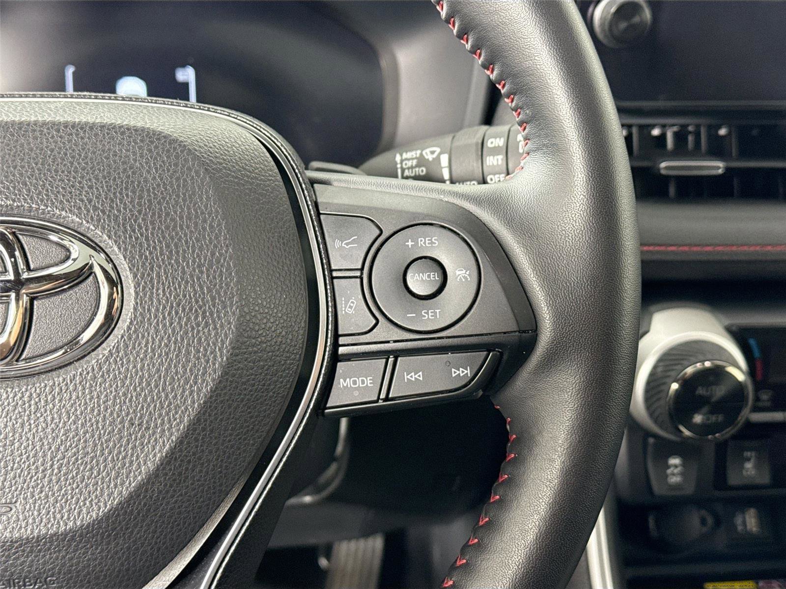 Certified 2025 Toyota RAV4 XSE image 18