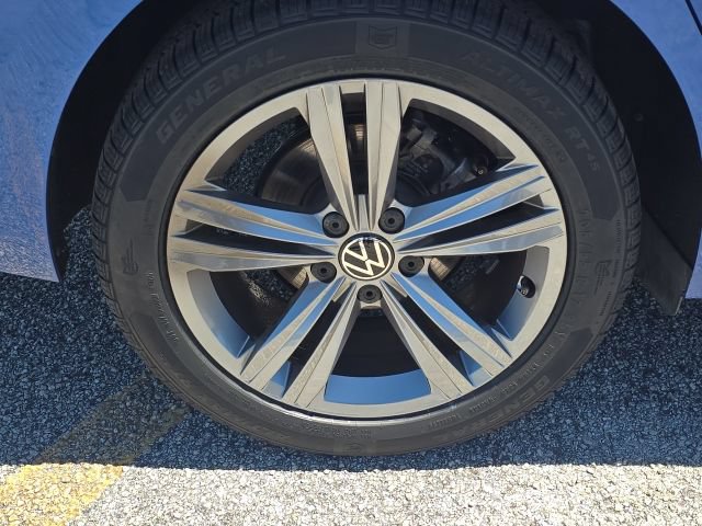 Used 2023 Volkswagen Jetta SE FWD image 10