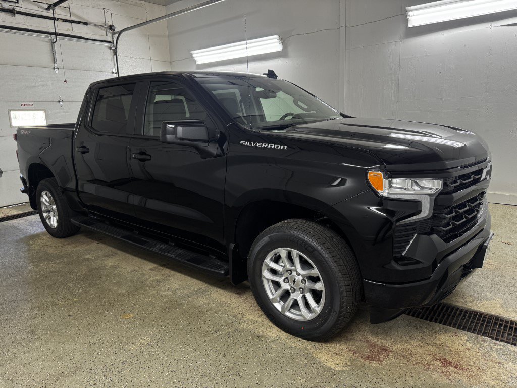 New 2026 Chevrolet Silverado 1500 RST AWD/4WD image 1