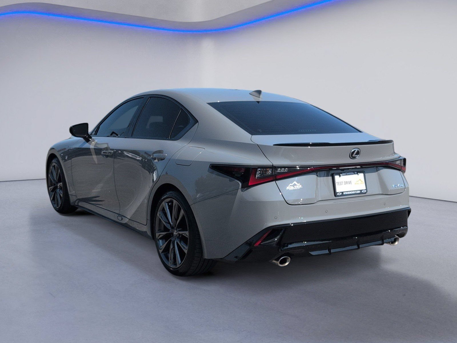 Used 2025 Lexus IS 350 F Sport RWD image 10