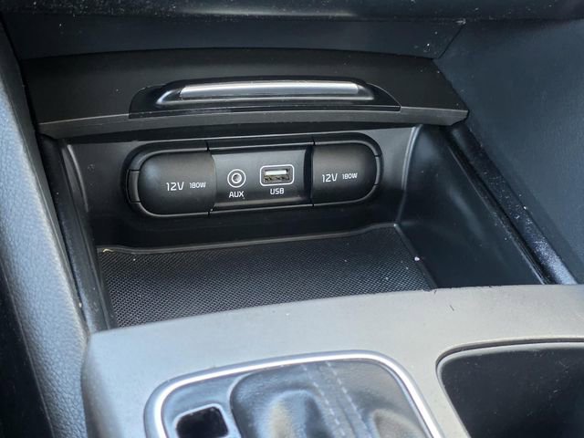 Used 2019 Kia Optima LX image 16