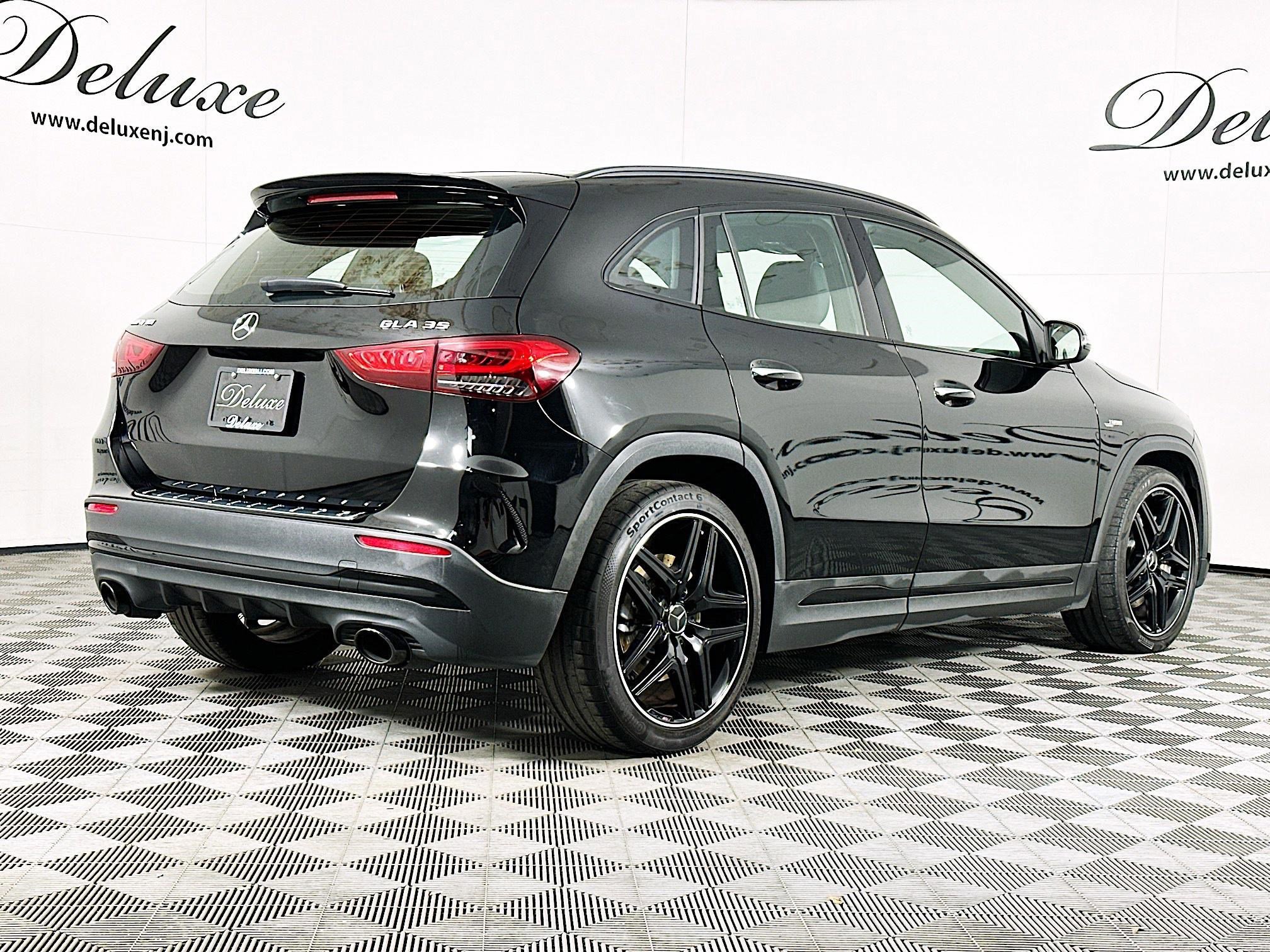 Used 2022 Mercedes-Benz GLA 35 AMG 4MATIC w/ Premium Package image 6