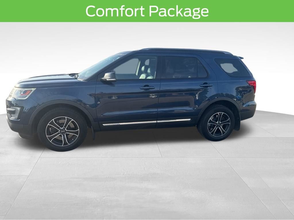 Used 2017 Ford Explorer XLT w/ Equipment Group 202A image 6