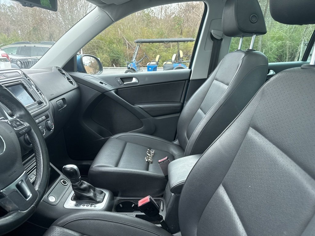 Used 2017 Volkswagen Tiguan Wolfsburg Edition image 10