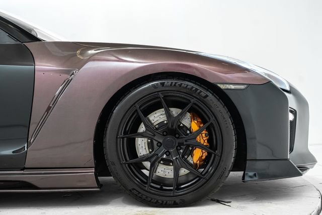 Used 2015 Nissan GT-R Premium AWD/4WD image 15