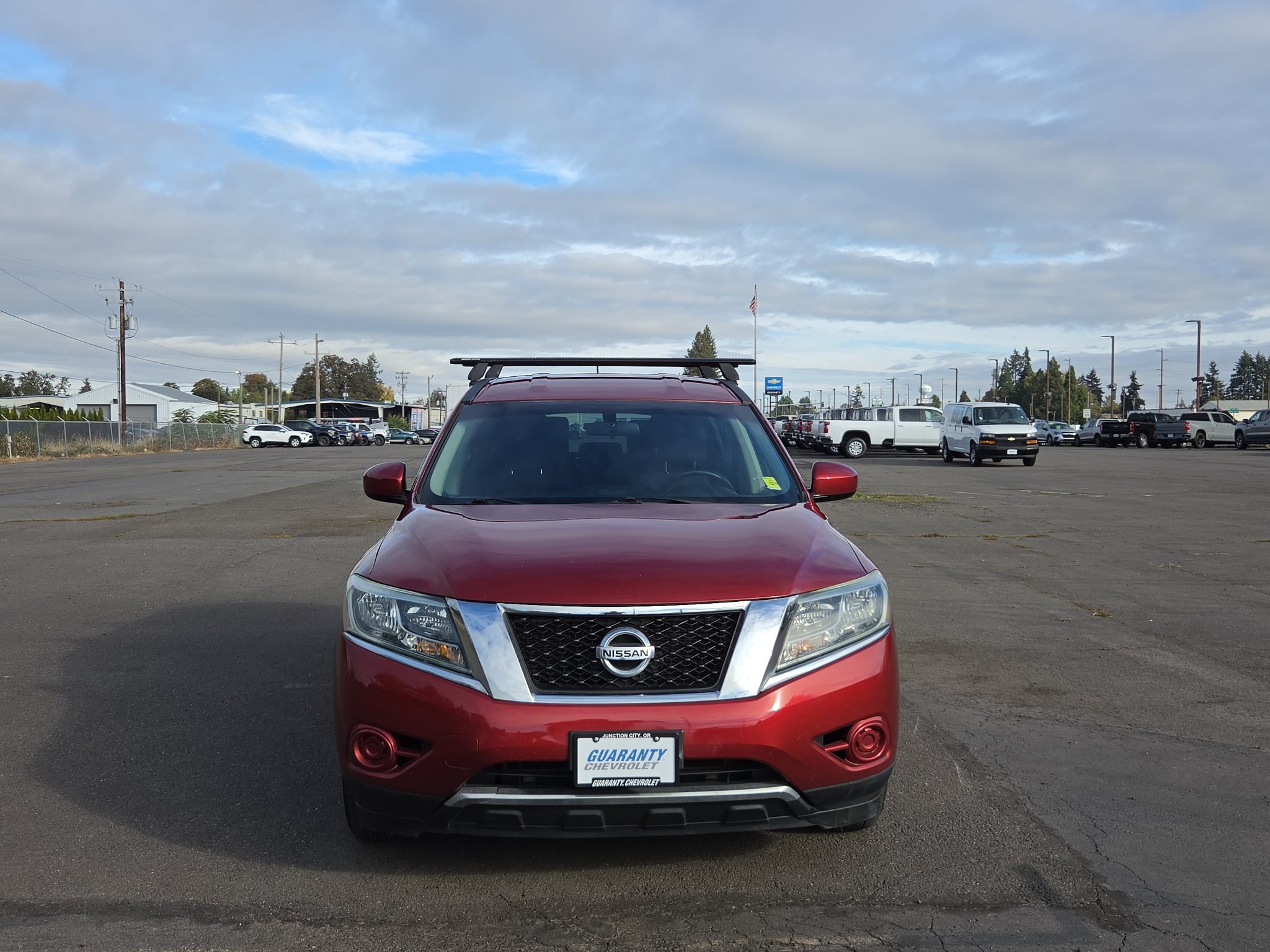 Used 2015 Nissan Pathfinder S AWD/4WD image 2