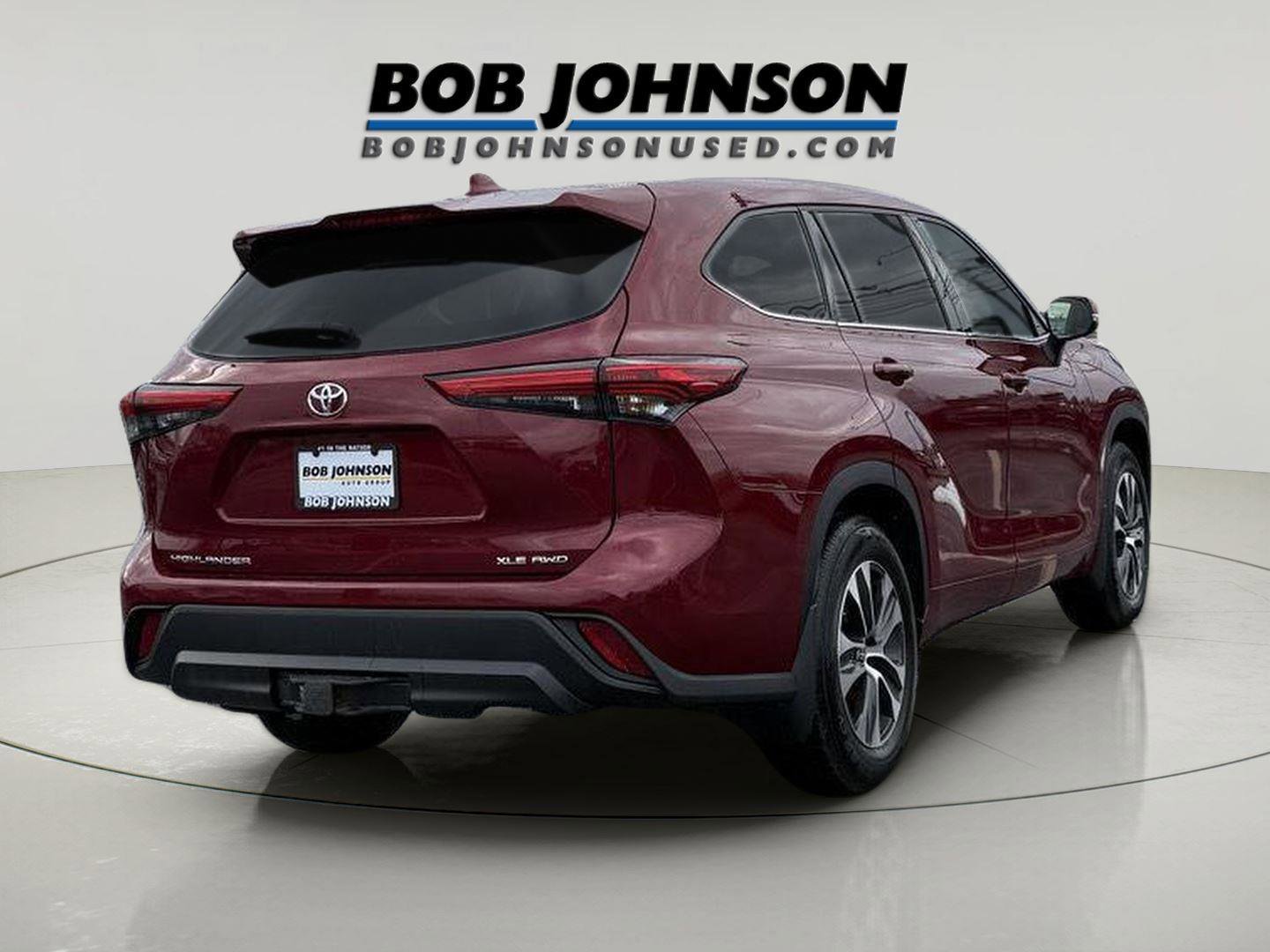 Used 2022 Toyota Highlander XLE image 6