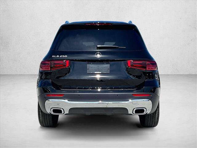 New 2026 Mercedes-Benz GLB 250 image 4