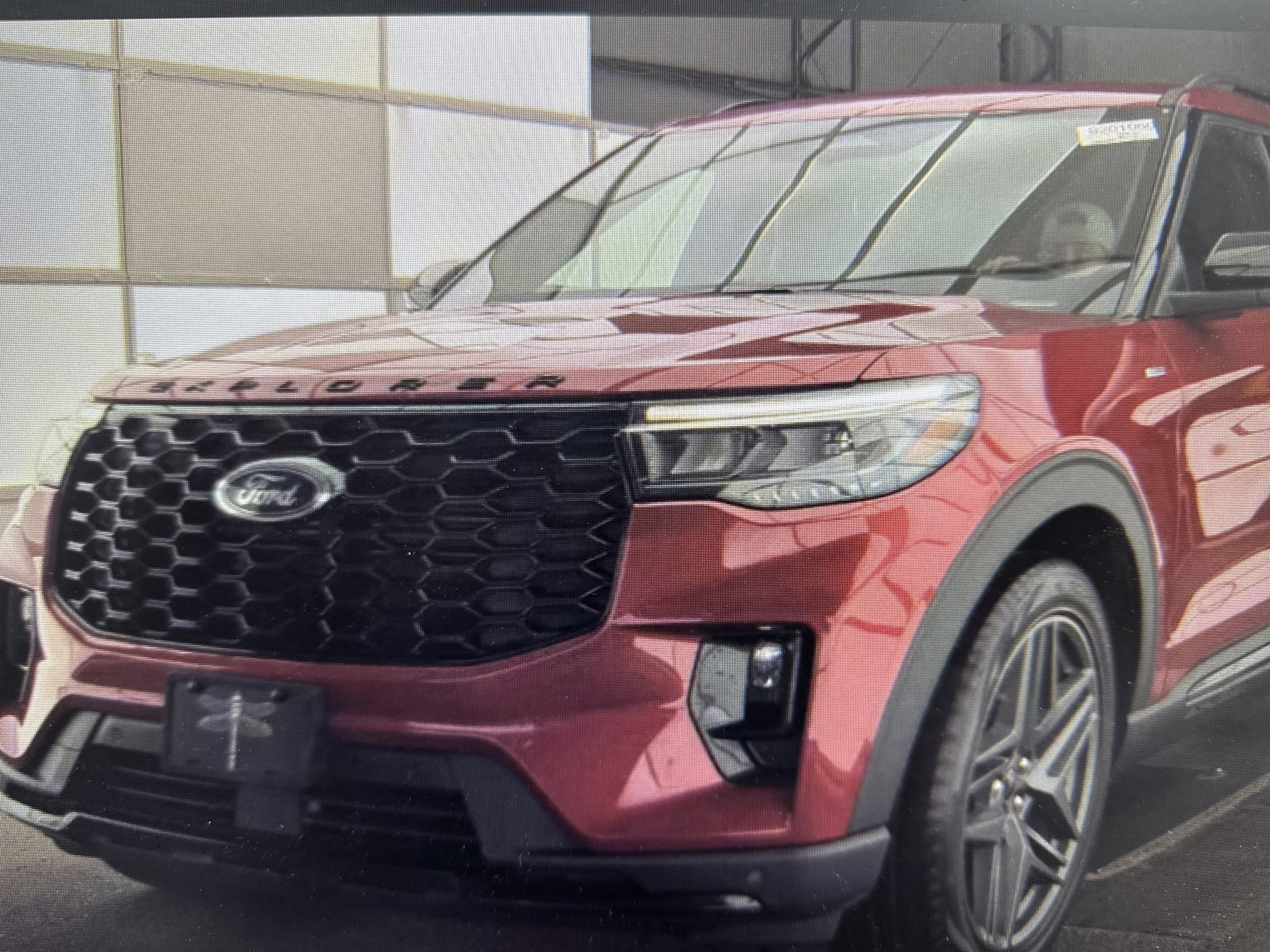 Used 2025 Ford Explorer ST-Line w/ Premium Package image 9