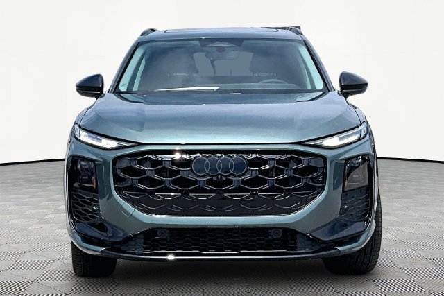 New 2026 Audi Q3 quattro 2.0T AWD/4WD image 3