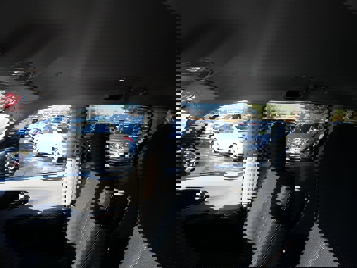 Used 2017 Chrysler Pacifica LX image 11