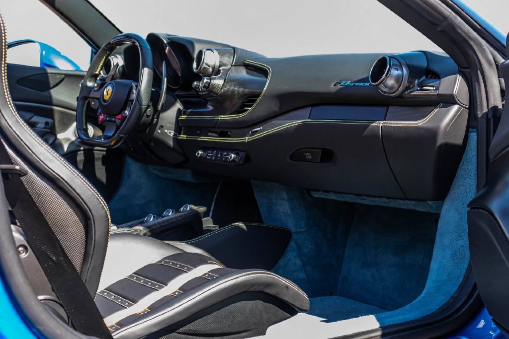 Certified 2022 Ferrari F8 Tributo RWD image 50