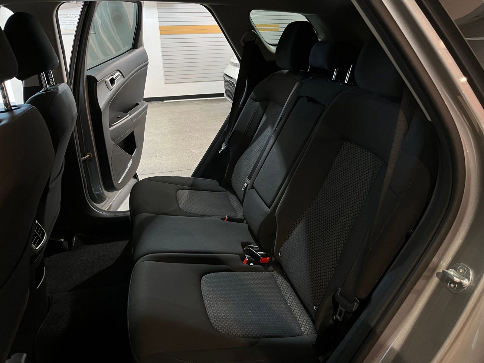 Used 2024 Kia Sportage LX FWD image 39