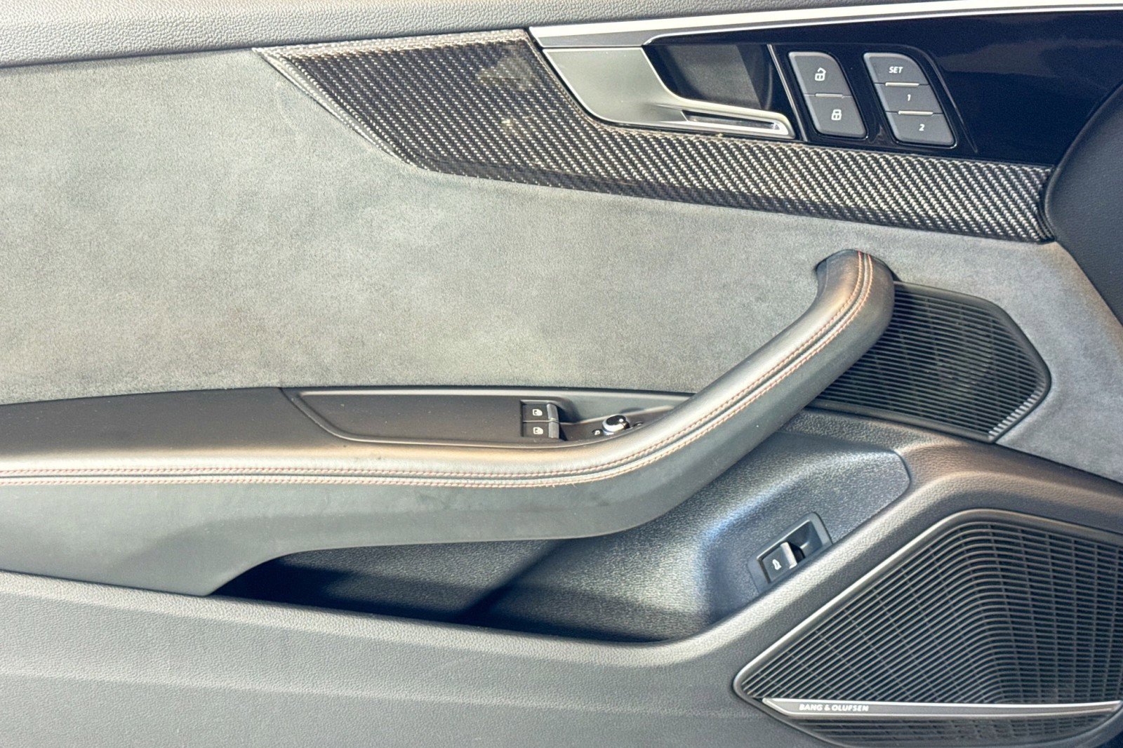 Used 2022 Audi RS 5 w/ Black Optic Carbon Package image 17