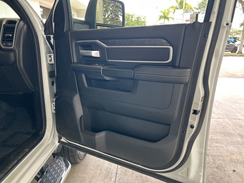 Certified 2024 RAM 2500 Big Horn AWD/4WD image 24