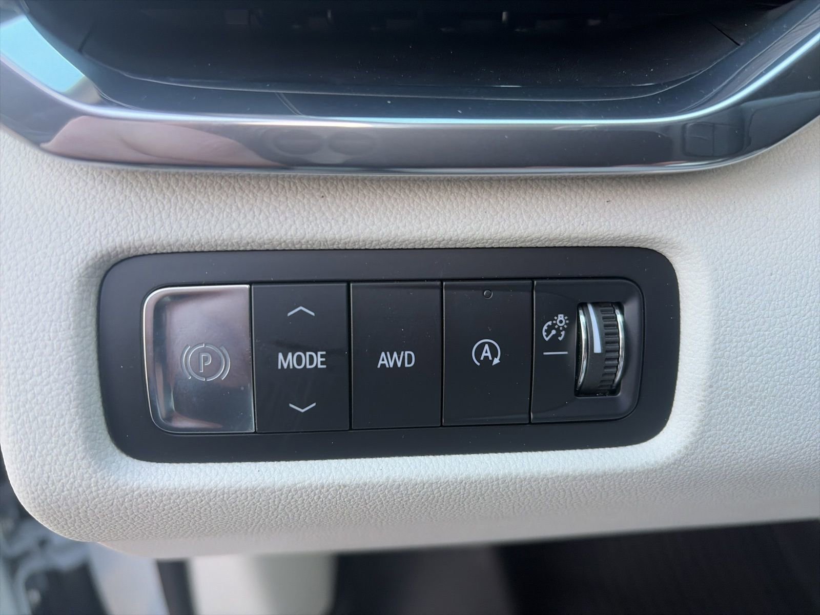 New 2026 GMC Acadia Denali w/ Super Cruise Package image 10